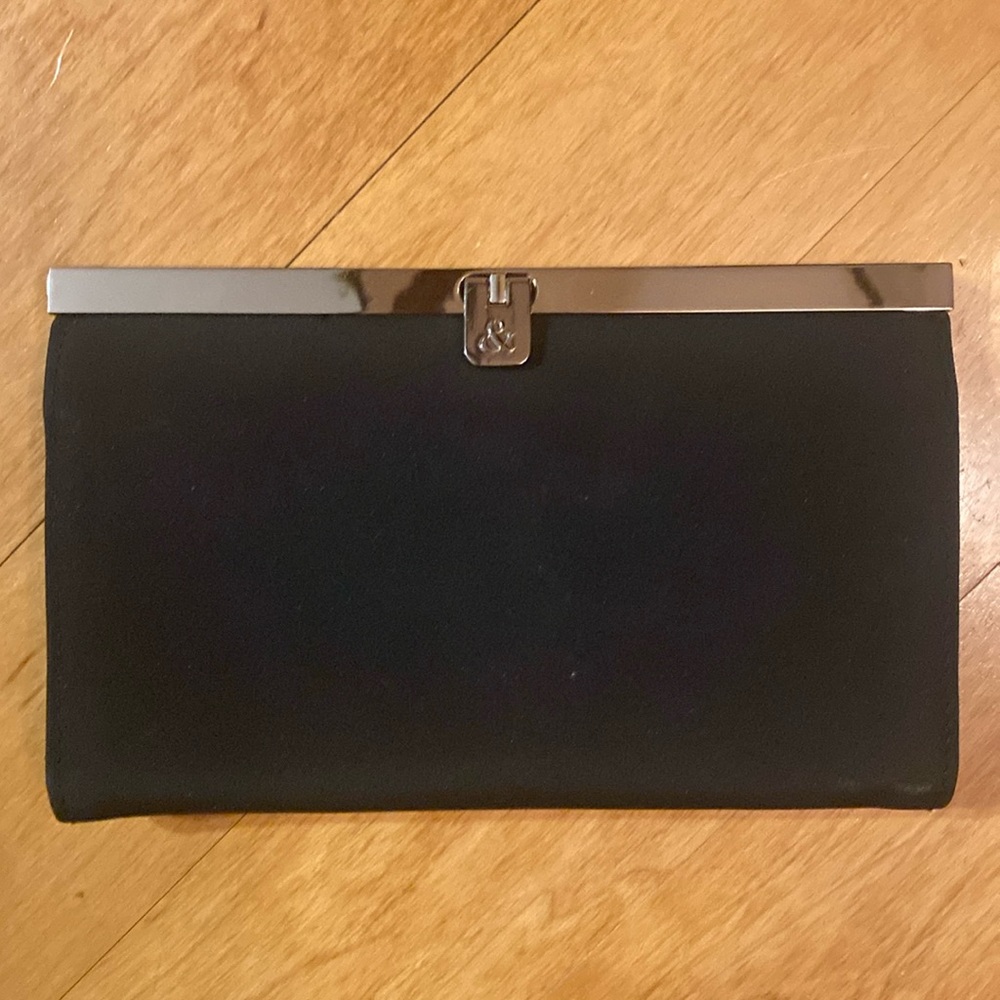 Black Clutch/wallet NWOT